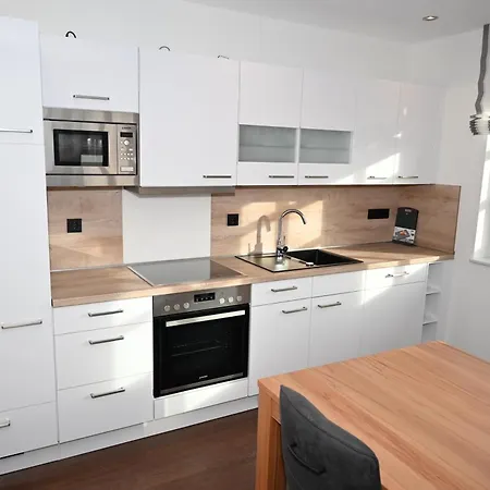 Malaika Shania A Apartman