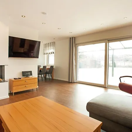 Malaika Shania A Apartment Borkum