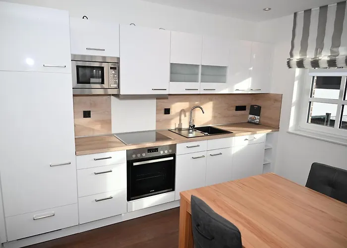 Malaika Shania A Lejlighed